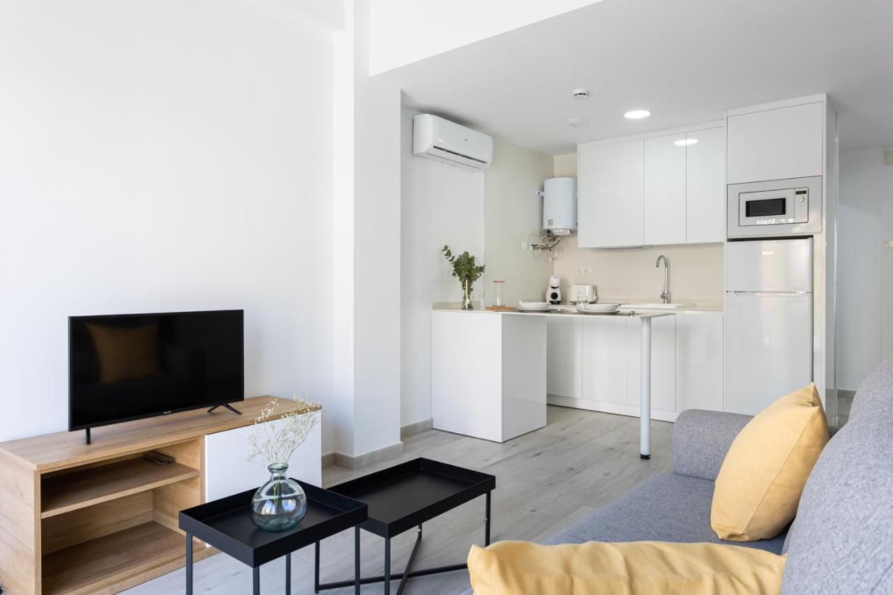 Apartamentos La Pelusa Malaga Ngoại thất bức ảnh